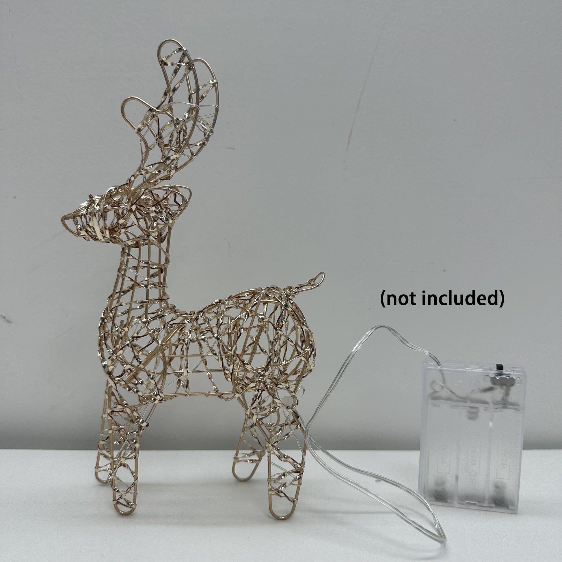 1pc Glam Style Cast Iron Reindeer Light Decoration, 30 LED, Battery Operated, with AA Battery Not Included, for Christmas Holiday Decor ZENORA
