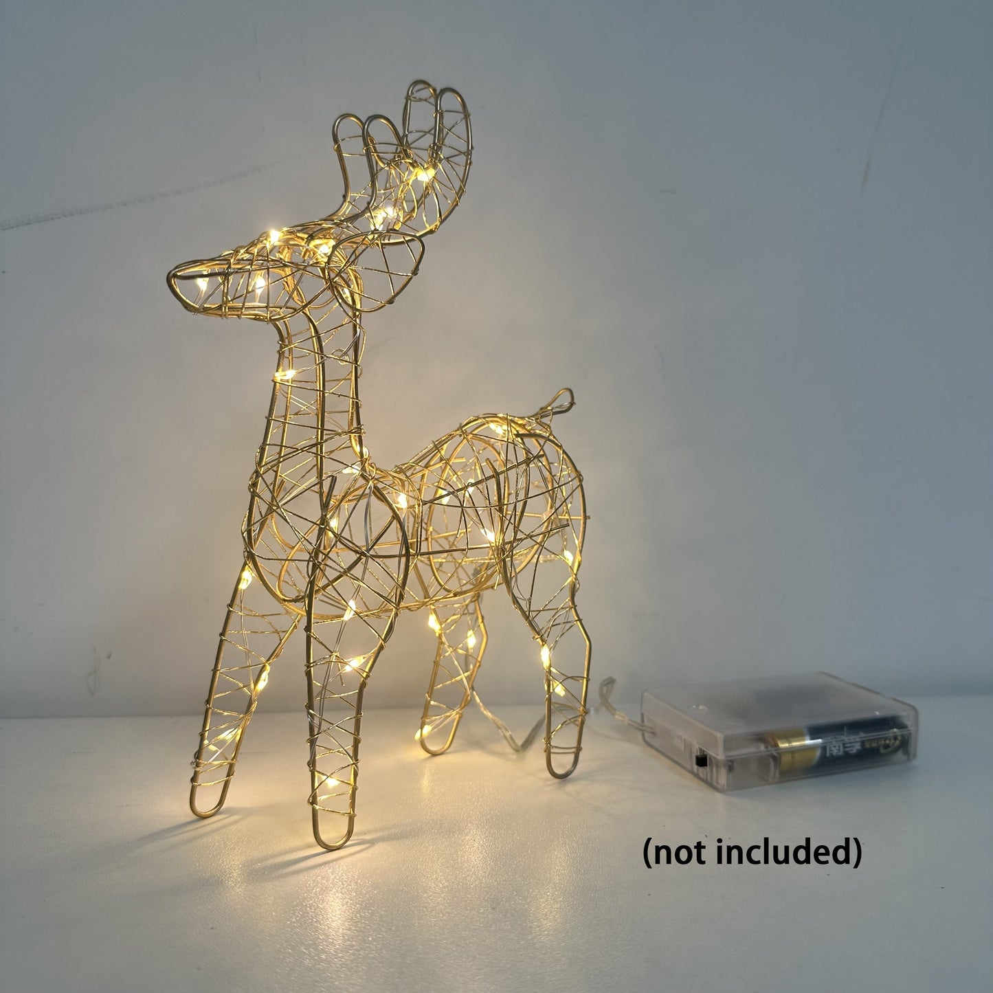 1pc Glam Style Cast Iron Reindeer Light Decoration, 30 LED, Battery Operated, with AA Battery Not Included, for Christmas Holiday Decor ZENORA