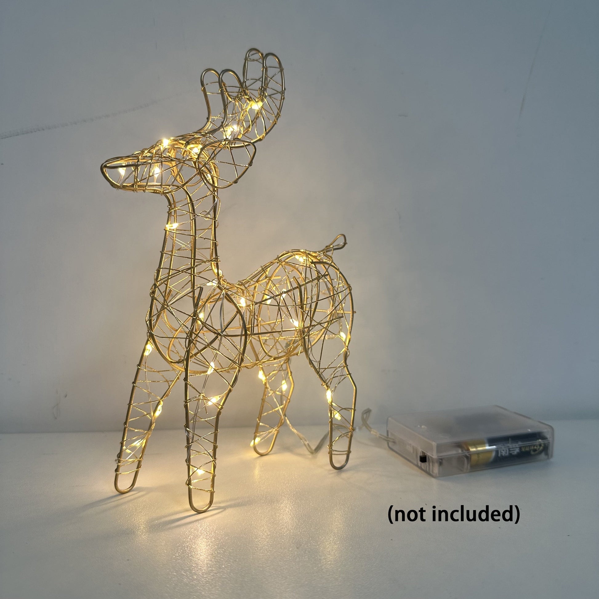 1pc Glam Style Cast Iron Reindeer Light Decoration, 30 LED, Battery Operated, with AA Battery Not Included, for Christmas Holiday Decor ZENORA